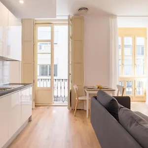https://premium-soho.1costadelsol.com